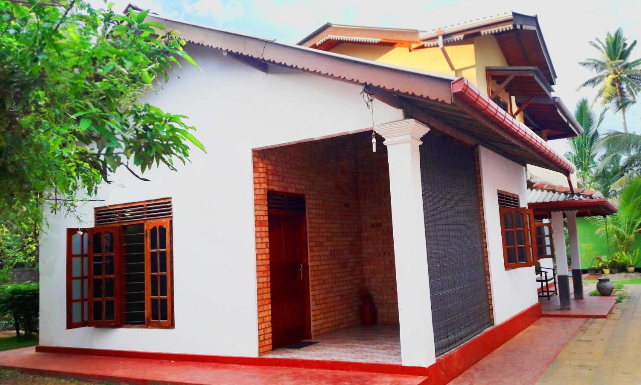 The Citadel Guest House Hikkaduwa Exterior photo